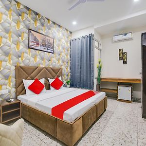 Hotel O Silver Sky